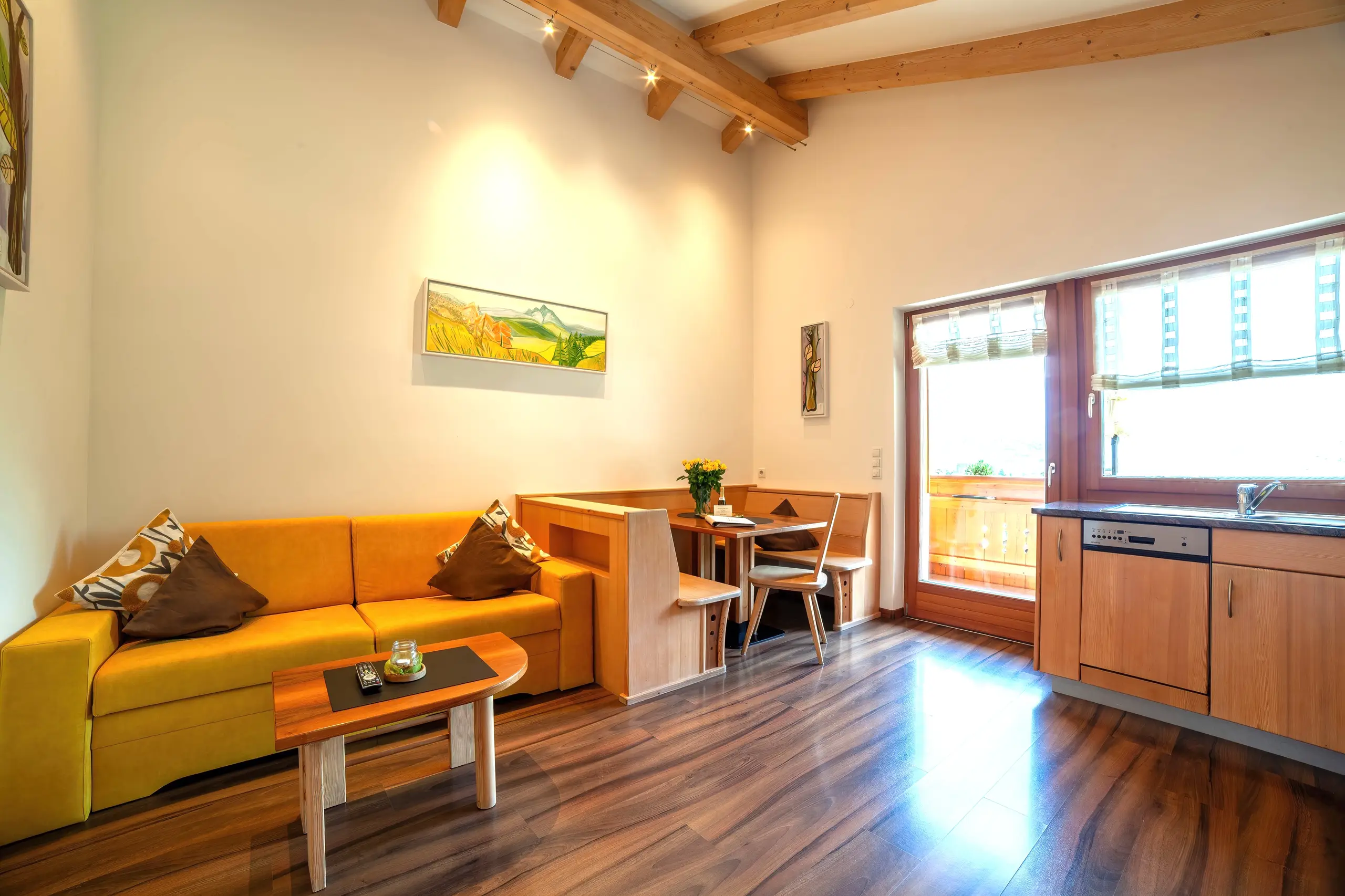 haus_tratter-0097-HDR-stabilize (1).jpg
