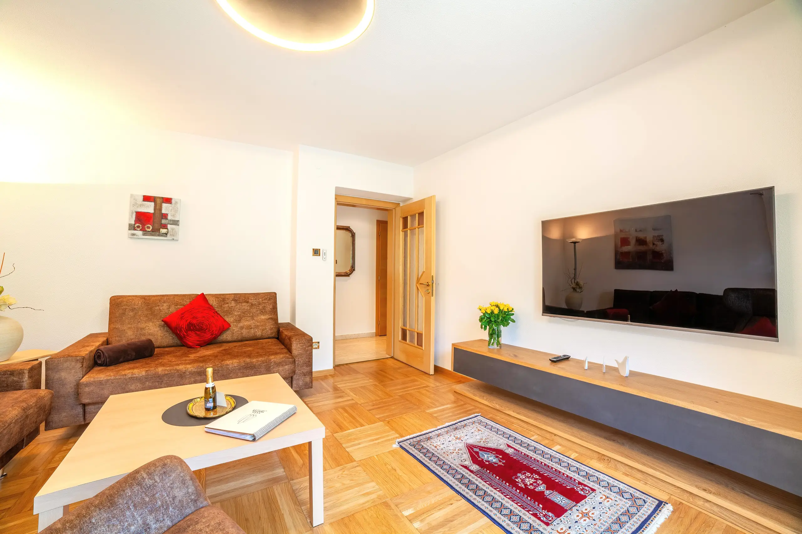 haus_tratter-0316-HDR-stabilize.jpg