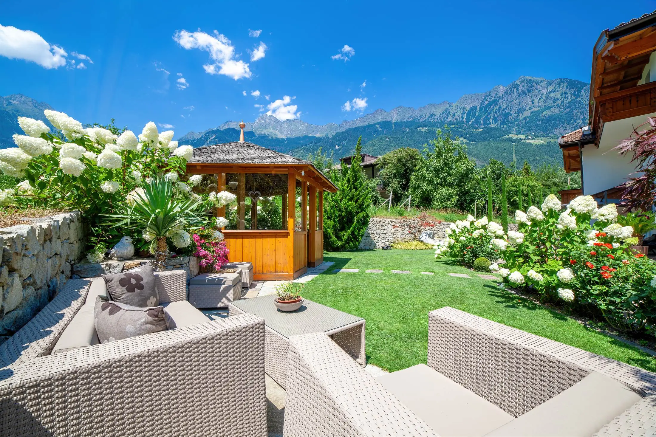 haus_tratter_garten-0856-HDR-Modifica.jpg